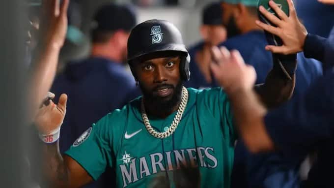 Randy Arozarena, de los Mariners, es uno de los jugadores de México que siguen en la MLB.