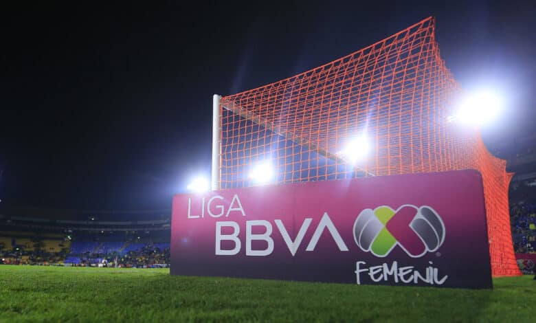 Letrero de la Liga MX Femenil en la final Tigres vs América del Apertura 2023.