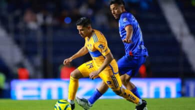 Jesus Garza y Angel Sepulveda en el partido de Cruz Azul vs Tigres en el Torneo Clausura 2024 de la Liga MX. Tabla general