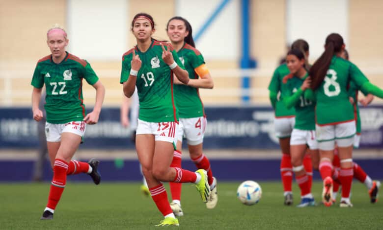 Angelique Montserrat celebra su gol en el partido de Mexico v Alemania, Femenil Sub-20, amistoso del 25 de febrero de 2024 Camerún vs México