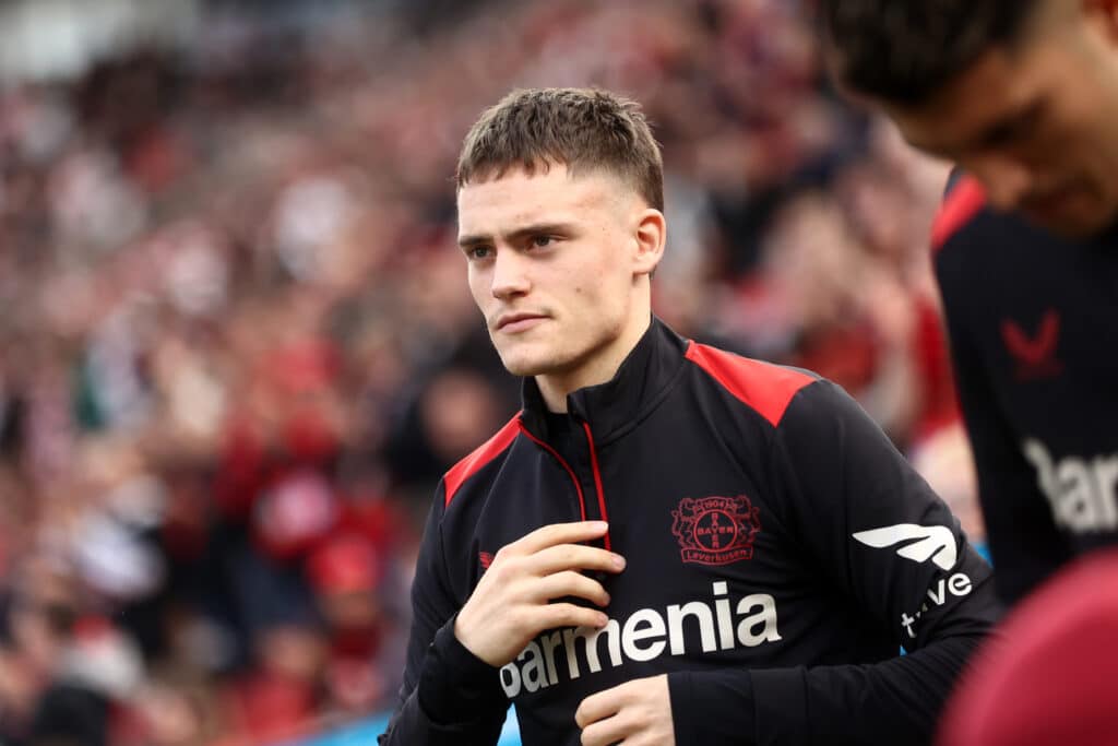 Leverkusen vs Leipzig: Florian Wirtz inicio con todo la nueva temporada, marcando un doblete en el agonico triunfo ante Borussia Mönchengladbach(Leverkusen, Germany. Photo by Leon Kuegeler/Getty Images)