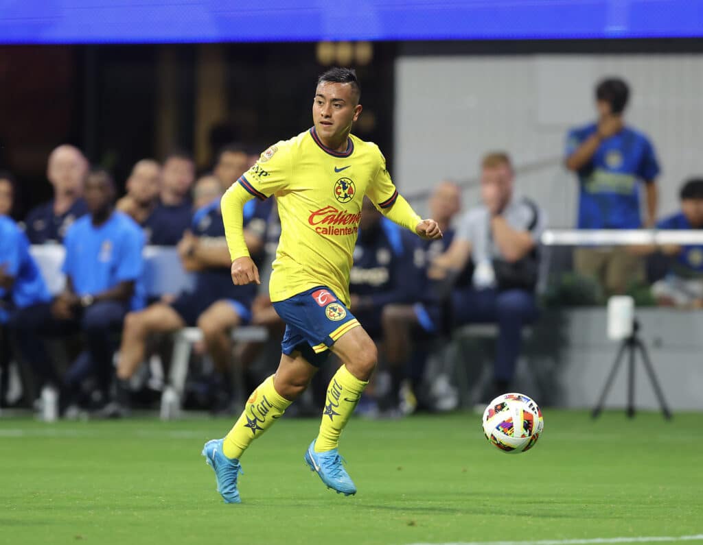 Erick Sánchez fue titular en la victoria de Chelsea sobre el América en Atlanta.