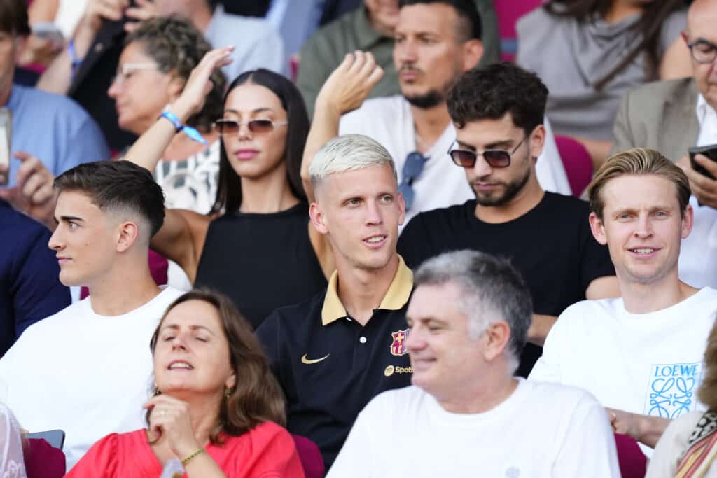 Rayo Vallecano vs Barcelona: Hansi Flick espera contar con Dani Olmo para este duelo, luego de no poder inscribirlo por problemas con el Fair Play Financiero (Barcelona, España Photo by Jose Breton/Pics Action/NurPhoto via Getty Images)