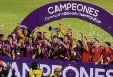 Jugadores de Estados Unidos celebran que ganaron la Final Sub-20 de la Concacaf en 2022.