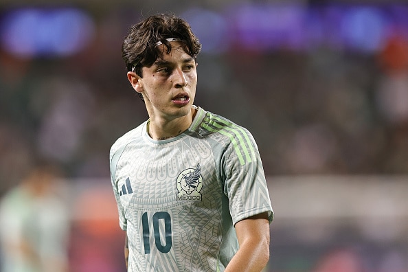 Jordan Carrillo con la Selección de México durante un juego amistoso contra Bolivia en 2024. México vs Cuba