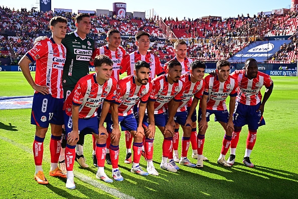 Jugadores del Atlético de San Luis posan antes del partido vs América en el Apertura 2024 de la Liga MX. Atlético de San Luis vs Querétaro