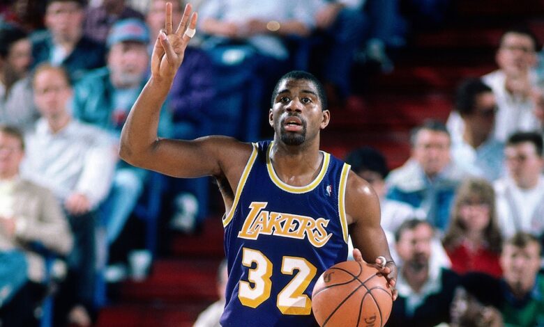 Magic Johnson, la estrella de los Lakers, le respondió a Anthony Edwards.