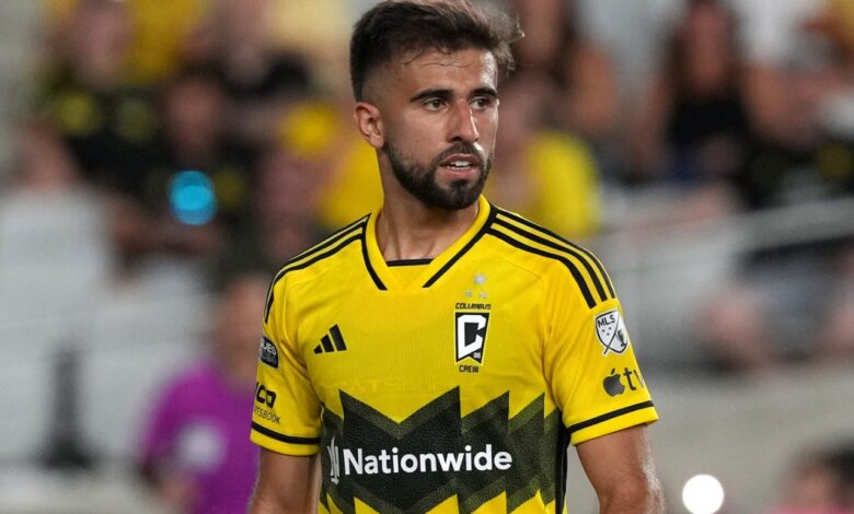 Diego Rossi con Columbus Crew de la MLS disputando un partido de Leagues Cup, rumor para pase a Deportivo Toluca.