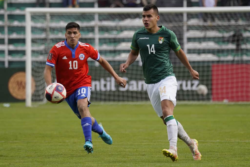 Chile se mide a Brasil en Santiago y Gareca dará a conocer la nómina de Chile para ese partido.