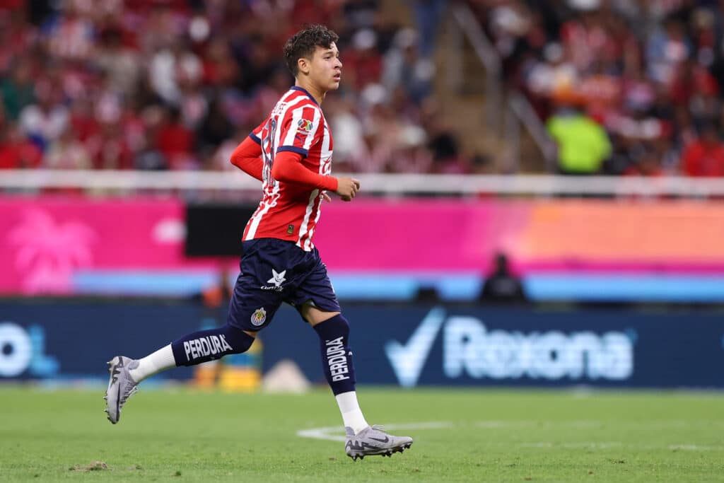 Con Chivas, Fidel Barajas suma apenas 4 partidos en el Apertura 2024.