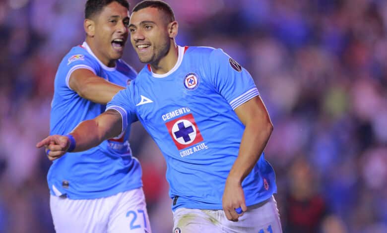 Cruz Azul contará con algunos cambios en su once titular ante Chivas.