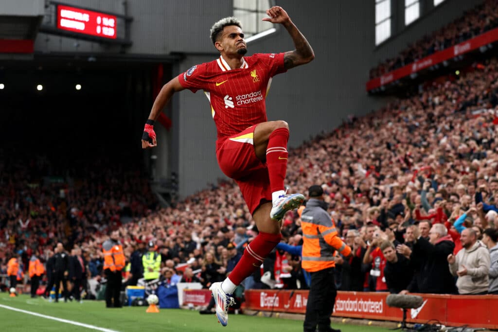 Liverpool vs West Ham: Luis Díaz sigue inspirado, siendo uno de los máximo goleadores de la Era Slot. (Photo by DARREN STAPLES/AFP via Getty Images)