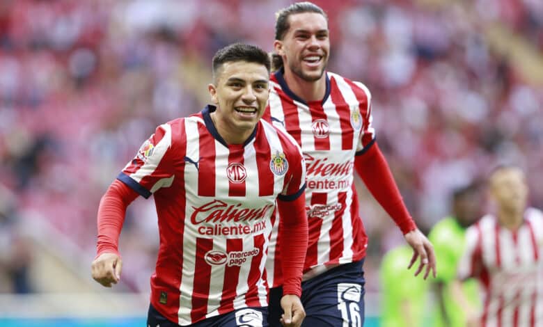 Chivas no contará con dos jugadores para el duelo ante el América.