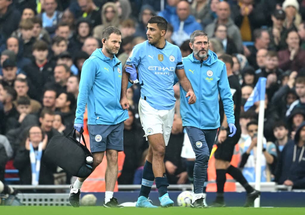 Newcastle vs Manchester City: Rodri se ha roto los ligamentos cruzados de su rodilla derecha, por lo que se estima de 7 a 9 meses de recuperación. (Manchester, England. Photo by Michael Regan/Getty Images)