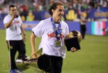 Con la Selección Mexicana, Guardado ganó tres títulos de la Copa Oro, junto a una Copa de la CONCACAF y un tercer lugar en la Copa América de 2007.