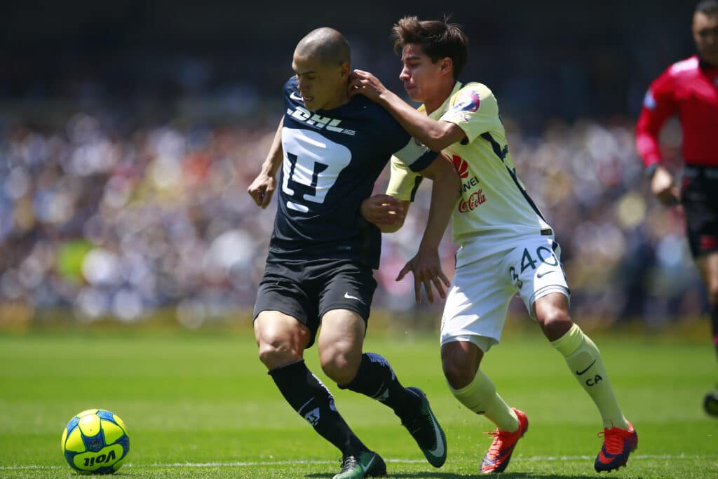 Con Pumas, Darío Verón sumó tres campeonatos en la Primera División de México.