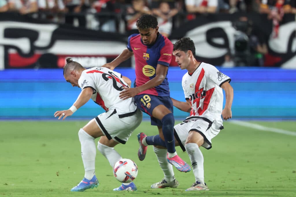 Mónaco vs Barcelona: Lamine Yamal ha sido el agente ofensivo más peligro de este conjunto azulgrana. (Photo by Pierre-Philippe MARCOU / AFP) (Photo by PIERRE-PHILIPPE MARCOU/AFP via Getty Images)