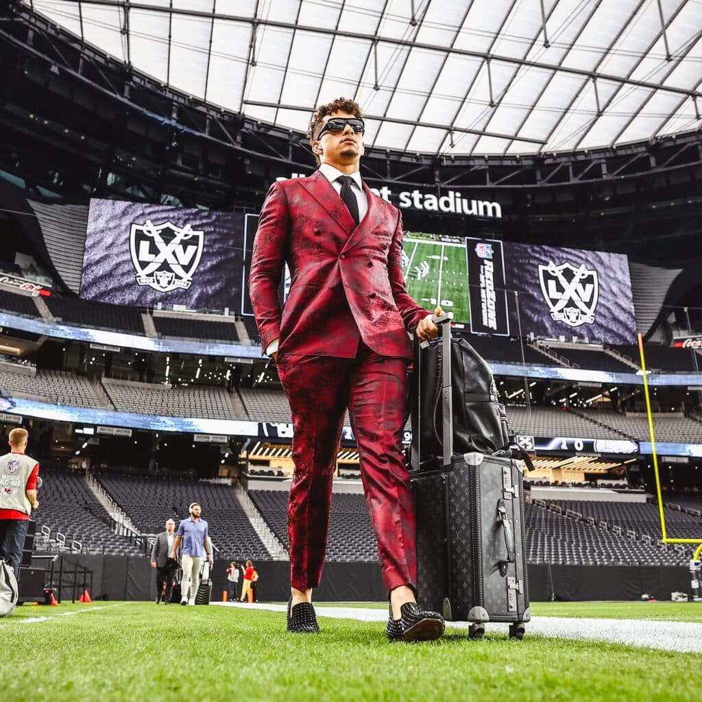 Patrick Mahomes, una de las grandes figuras de la liga, presente en el Kansas City Chiefs vs Las Vegas Raiders.