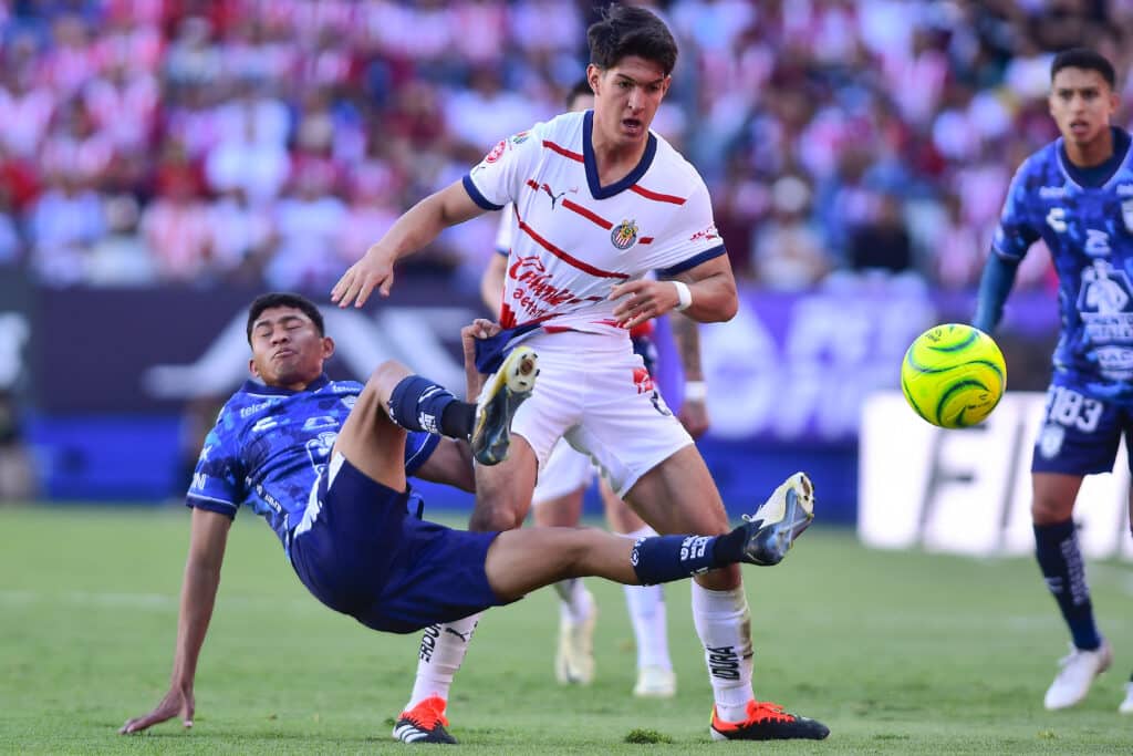 Chivas vs Atlas por la fecha 17 del AP 2024.