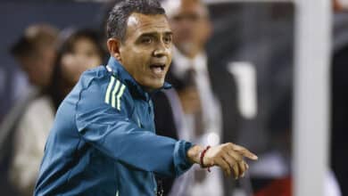 Ricardo Cadena como DT de la Selección Mexicana Sub23.