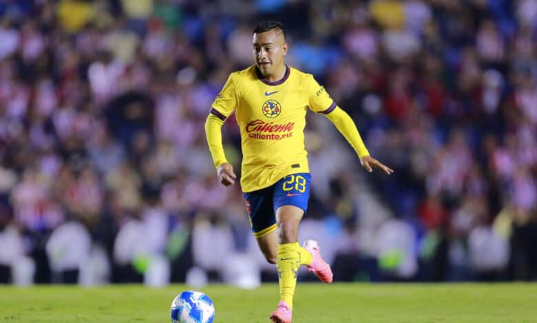 Erick Sánchez en el "Clásico Nacional"