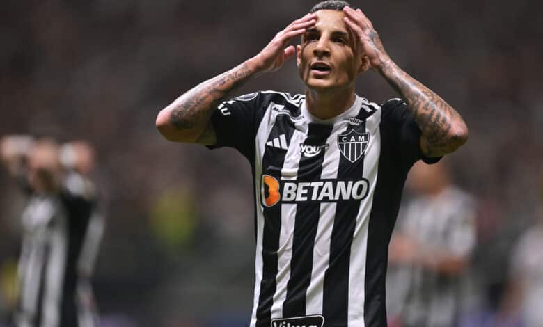 Guilherme Arana, posible baja en Atlético Mineiro vs. River por Copa Libertadores.