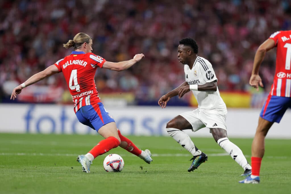 Benfica vs Atlético de Madrid: Una dura prueba para el equipo de Diego Simeone en la Champions League. (Photo by M Gracia Jimenez/Soccrates/Getty Images)