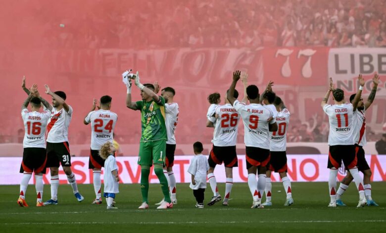 Los jugadores de River Plate que están al límite de las amarillas