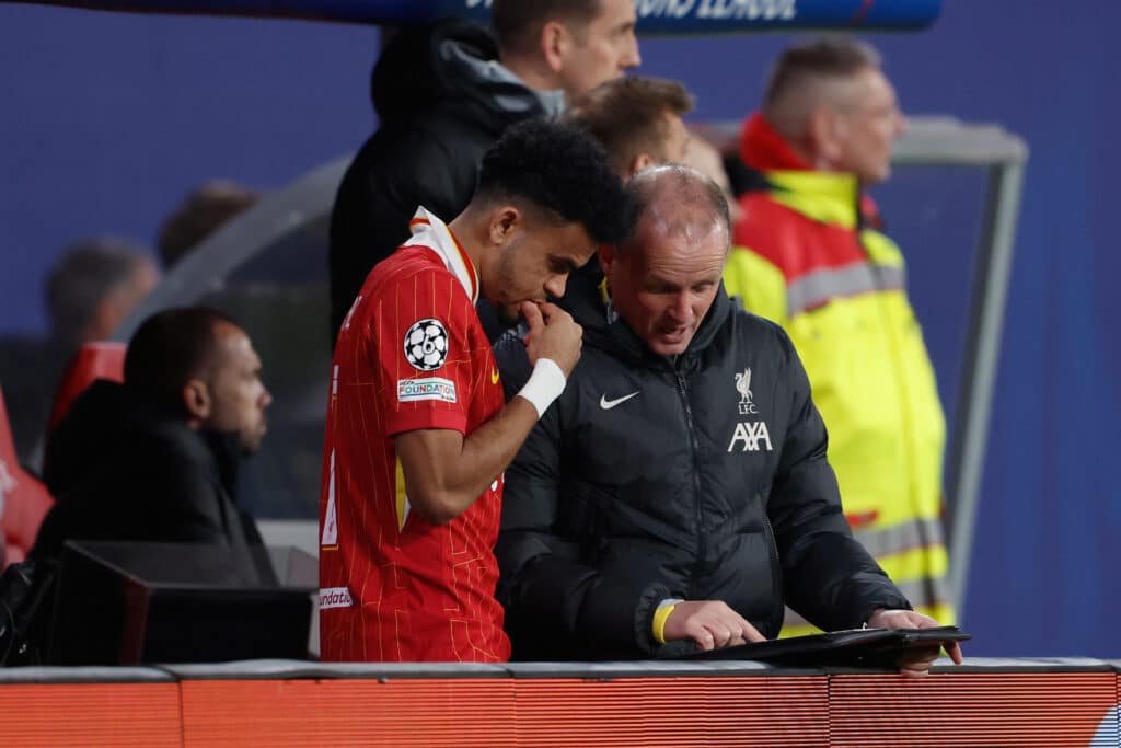 Arsenal vs Liverpool: Luis Díaz ha perdido pisada en lo últimos encuentros con los "Red", ya que ha sido suplente ante Crystal Palace, Chelsea y Leipzig. Cody Gakpo parece tener la confianza de Slot. (FOTO: Getty Images)