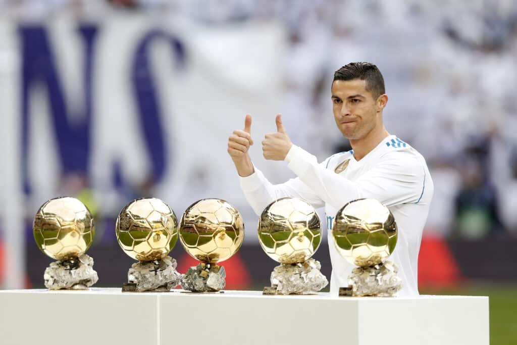 Cristiano Ronaldo se quedó con 5 Balones de Oro, pero no pudo alcanzar a Lionel Messi