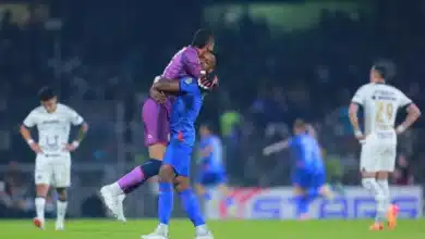 Kevin Mier y Willer Ditta celebrando un triunfo en Liga MX 2024