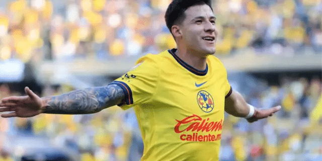 Illian Hernández disputando un partido con el Club América en 2024