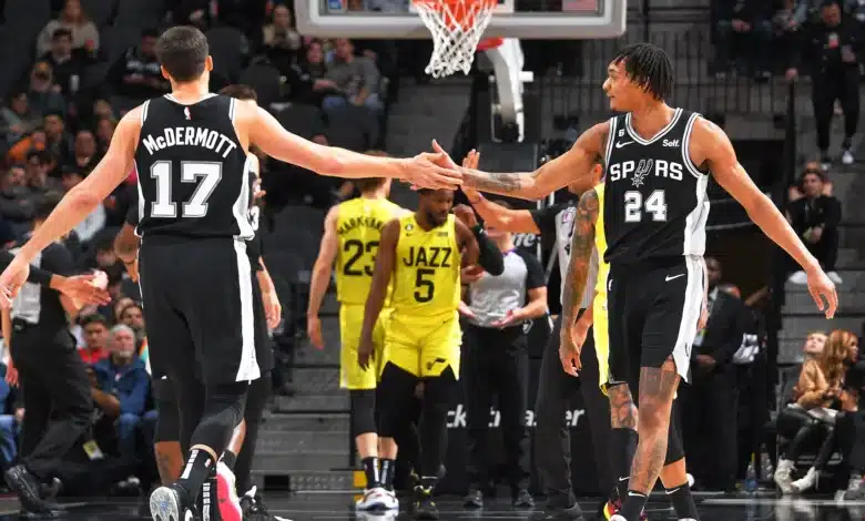 Utah Jazz vs San Antonio Spurs, uno de los partidos que tendrá la NBA este jueves.