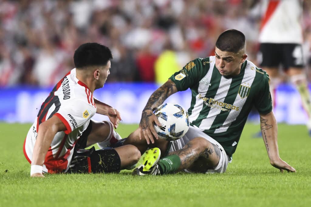 River vs. Banfield, mano a mano por la Liga Profesional 2024