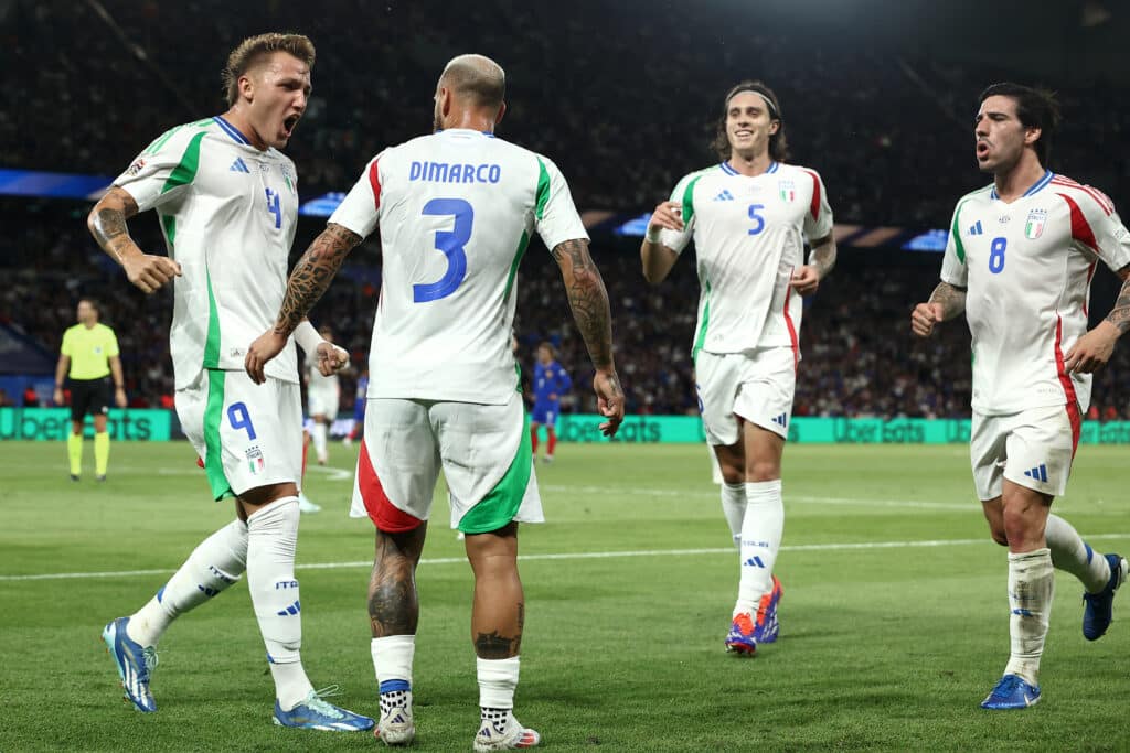 Bélgica vs Italia: Se viene un partidazo en la UEFA Nations League. (Photo by FRANCK FIFE/AFP via Getty Images)