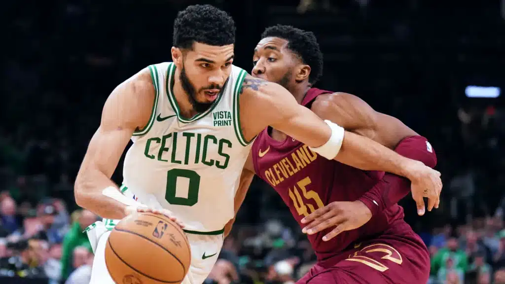 Boston Celtics vs Cleveland Cavaliers, uno de los encuentros más esperados de la Emirates NBA Cup.