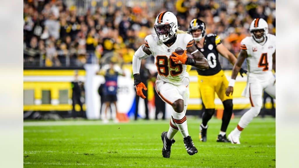 Cleveland Browns vs Pittsburgh Steelers será el partido especial de este jueves en la NFL.