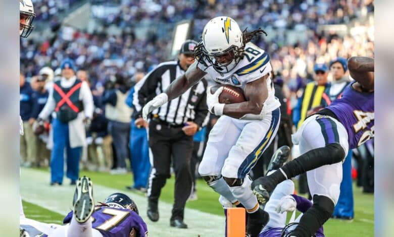 Los Ángeles Chargers vs Baltimore Ravens será el Monday Night de esta jornada de la NFL.