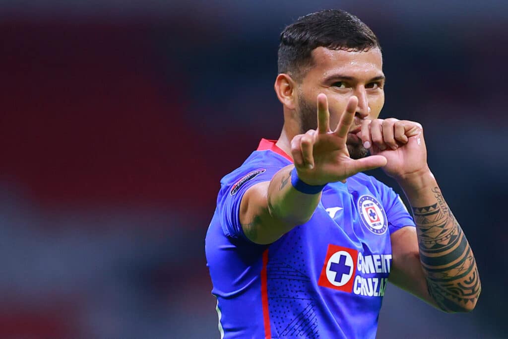 Juan Escobar con Cruz Azul