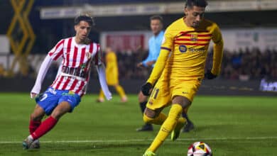 UD Barbastro v FC Barcelona - Copa Del Rey