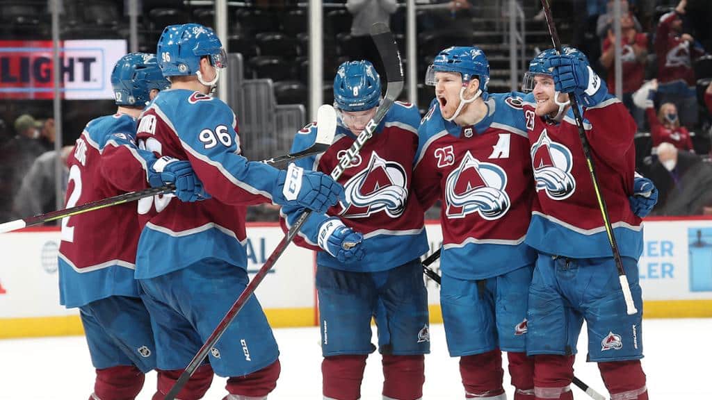 Landeskog's hat trick leads Avalanche to lopsided win over Jets