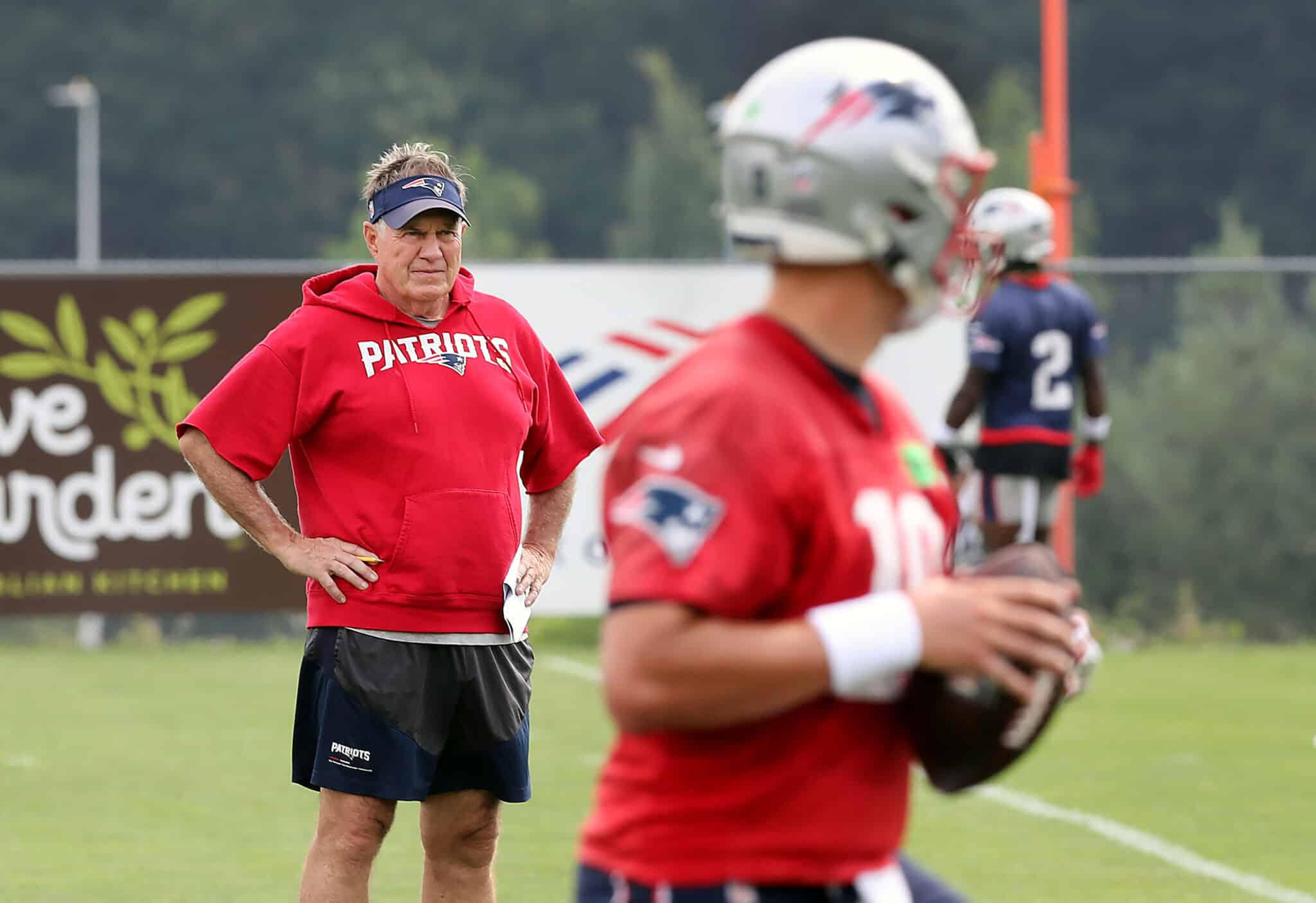 New England Patriots bringing back red throwback uniforms for 2022 season –  Boston 25 News