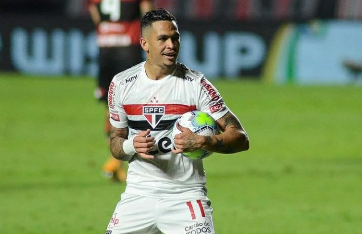Luciano foi o melhor jogador do São Paulo no Brasileirão