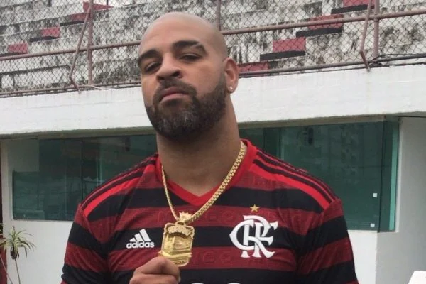 “A Última Batalha do Imperador”: Adriano terá despedida em amistoso entre Flamengo e inter de Milão