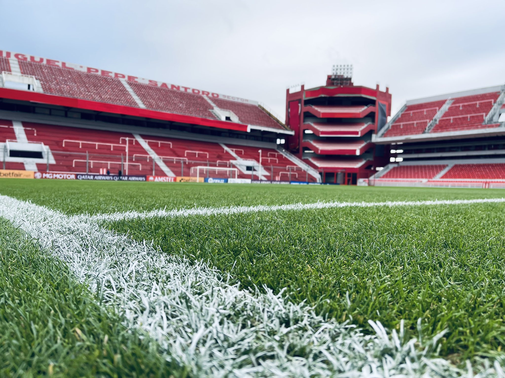 Maior campeão da Libertadores, Independiente provoca o Boca após vice