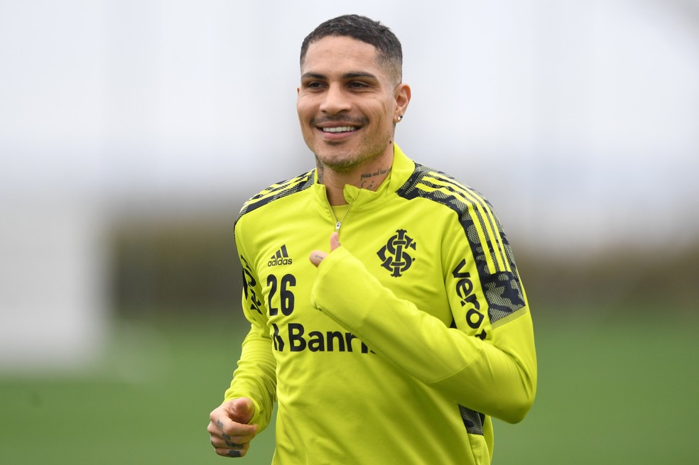 Golpistas sacaram R$ 2,3 milhões de FGTS de Paolo Guerrero