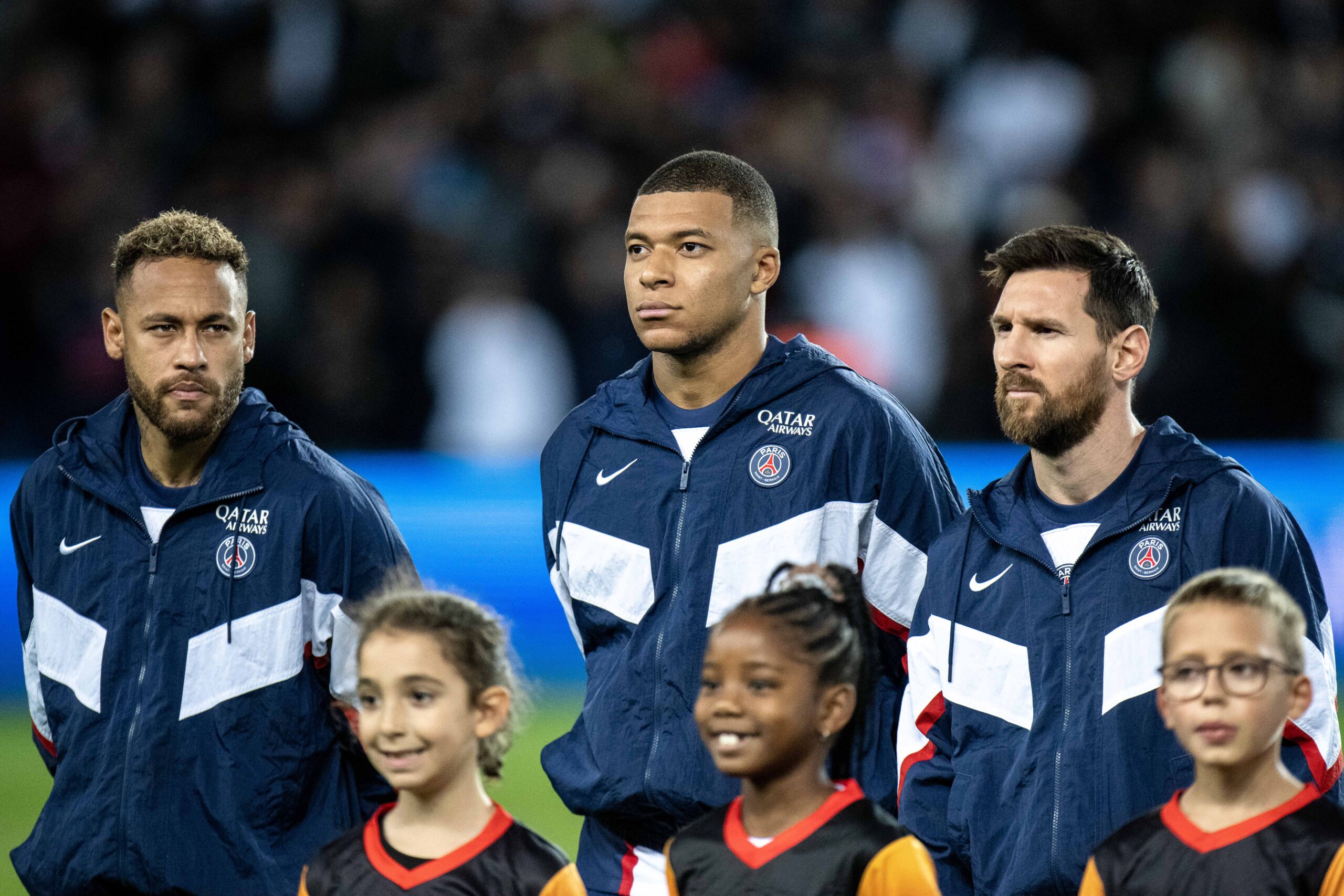 Futebol: Campeões PSG e FC Porto iniciam temporada 2022/2023