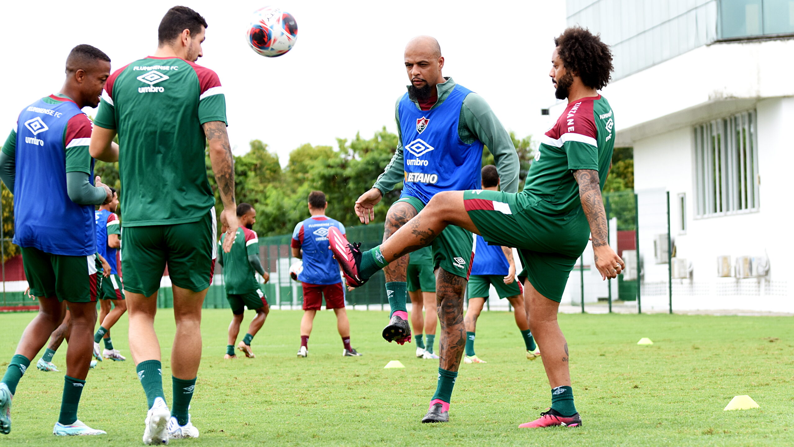 Fluminense F.C. on X: O #TimeDeGuerreiros está escalado para a