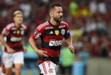 Renato Augusto abre o jogo sobre futuro no Corinthians: “Não quero ser um  peso”