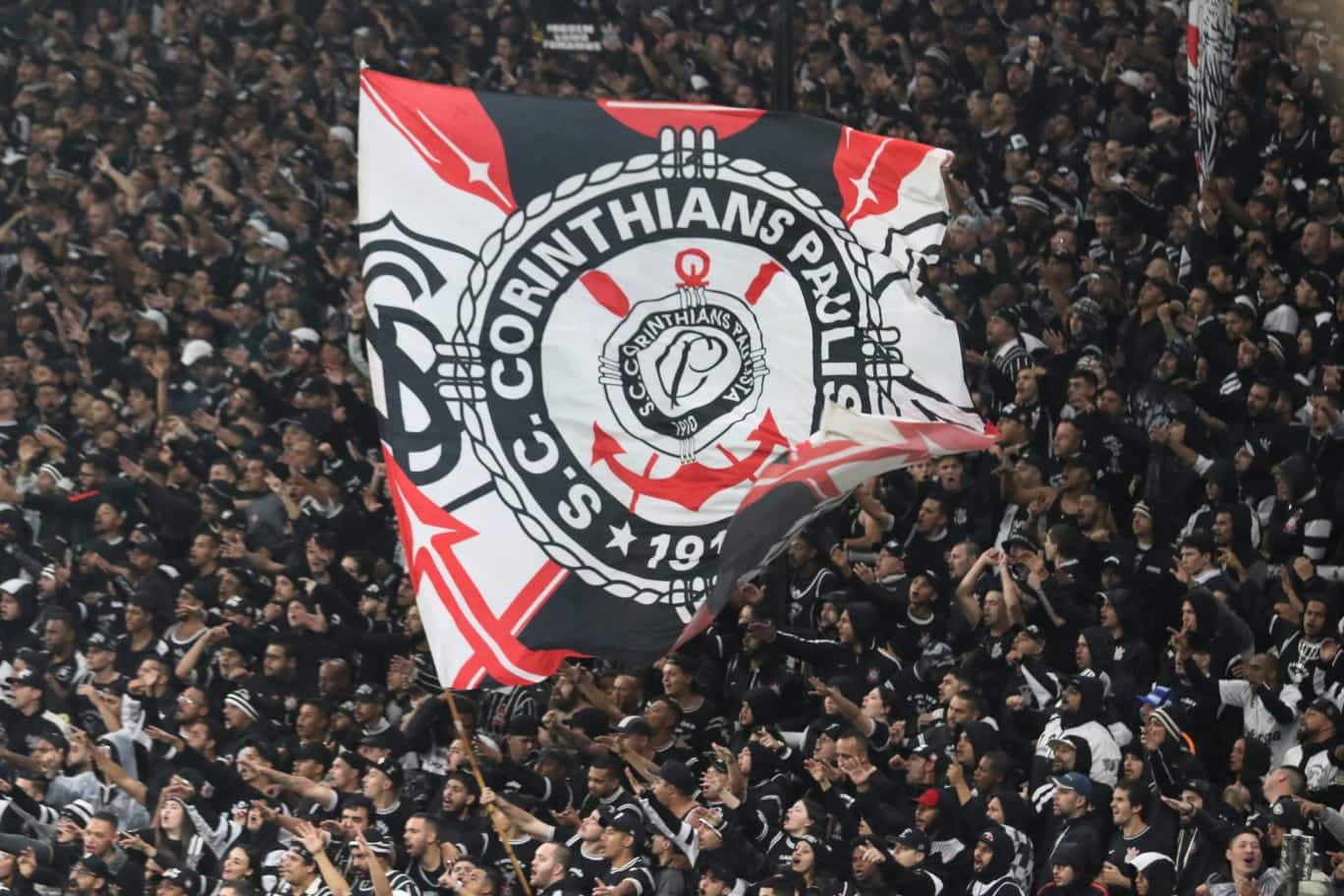 Neo Química Arena recebe torcida em treino aberto para a semifinal da Copa  do Brasil